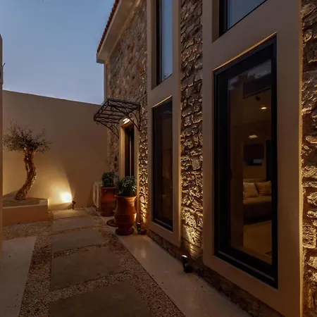 Villa Spitaki By The Sea